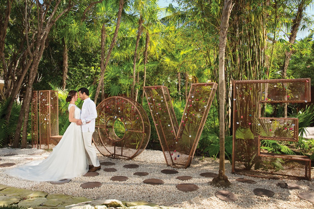 09_DRERC_Locked_in_Love_1A-1024x682